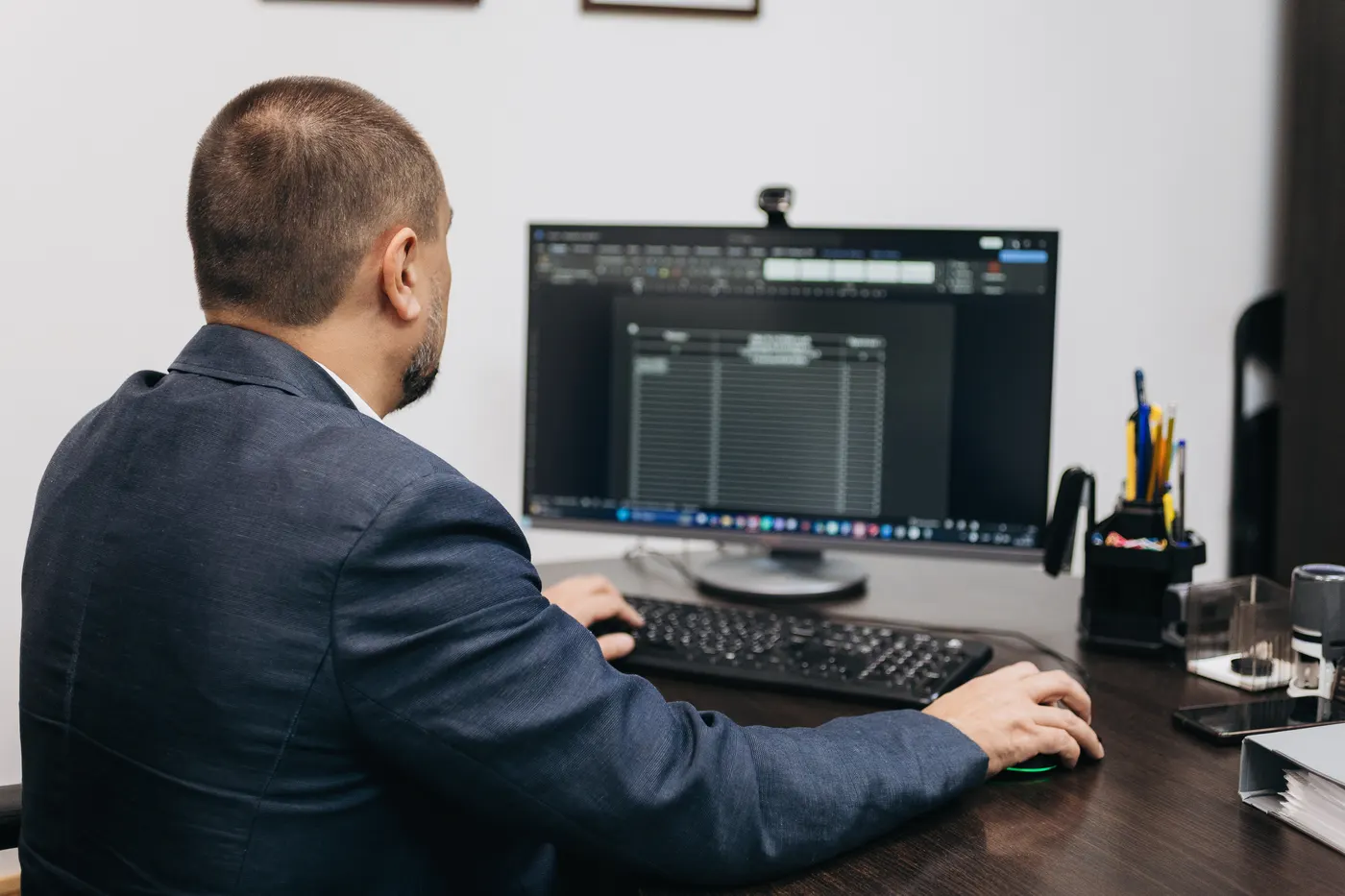 Робота над документами в офісі